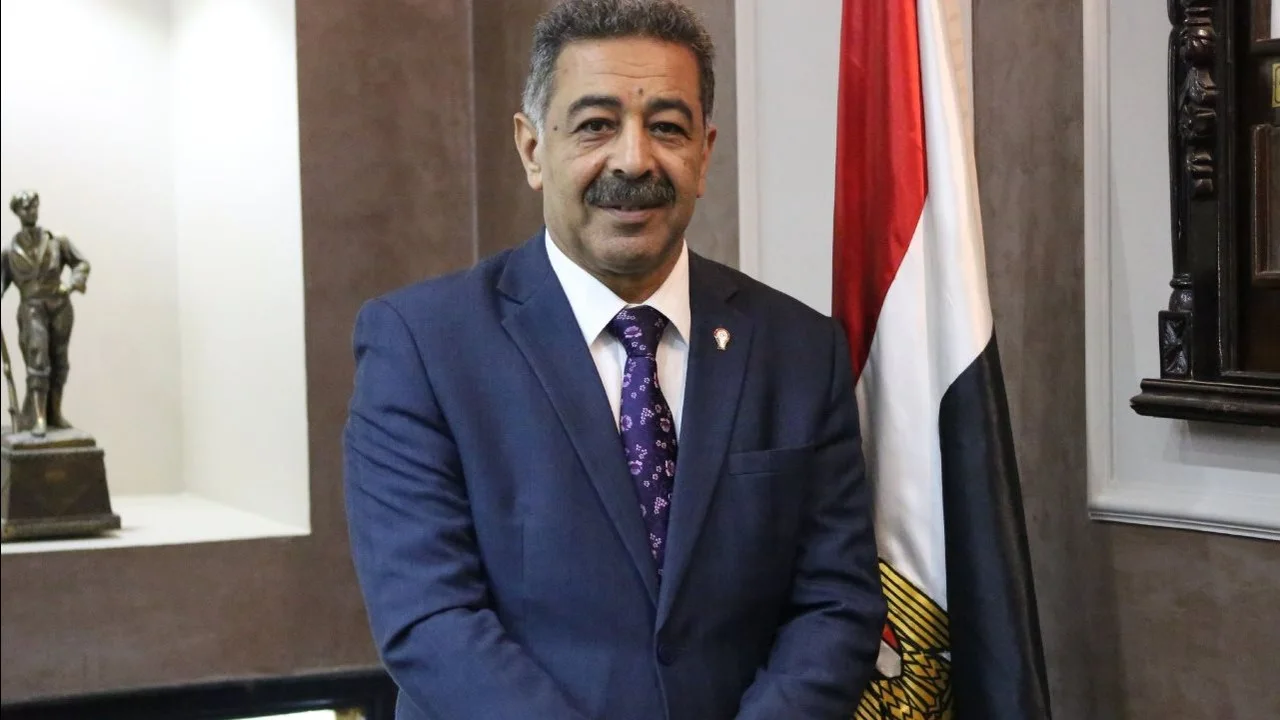 عقب رحيله المفاجئ… كل ما تود معرفته عن أبو فريخة رئيس اتحاد السلة السابق